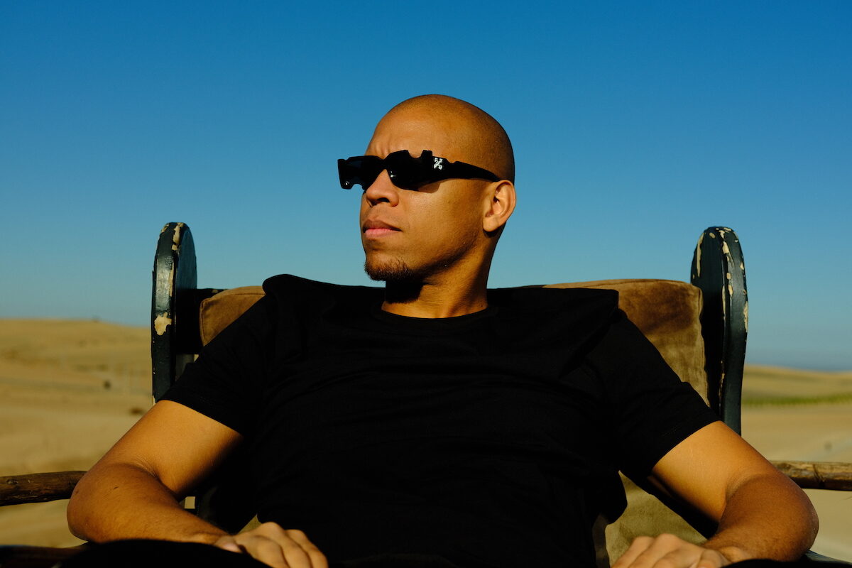 Francis Mercier massive summer hit “Strangers”