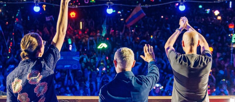 Above & Beyond: on line their Deep Set at ABGT 700
